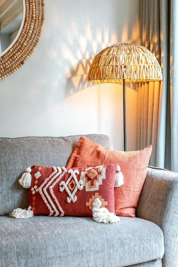 Be At Sea In Ostend All-In Luxury Apartment , Outdoor Pool, Side Seaview